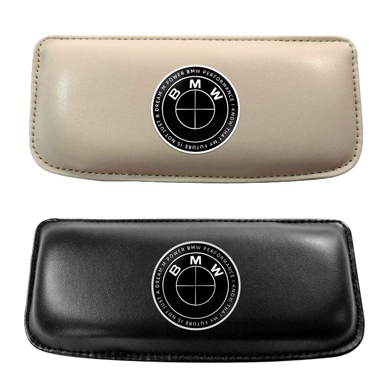 

Car Knee Cushion Leather Knee Pad Car Interior Pillow Comfortable Memory Foam For BMW X4 G26 F02 F98 X1 E84 F48 IX1 U11 X2 F39 White