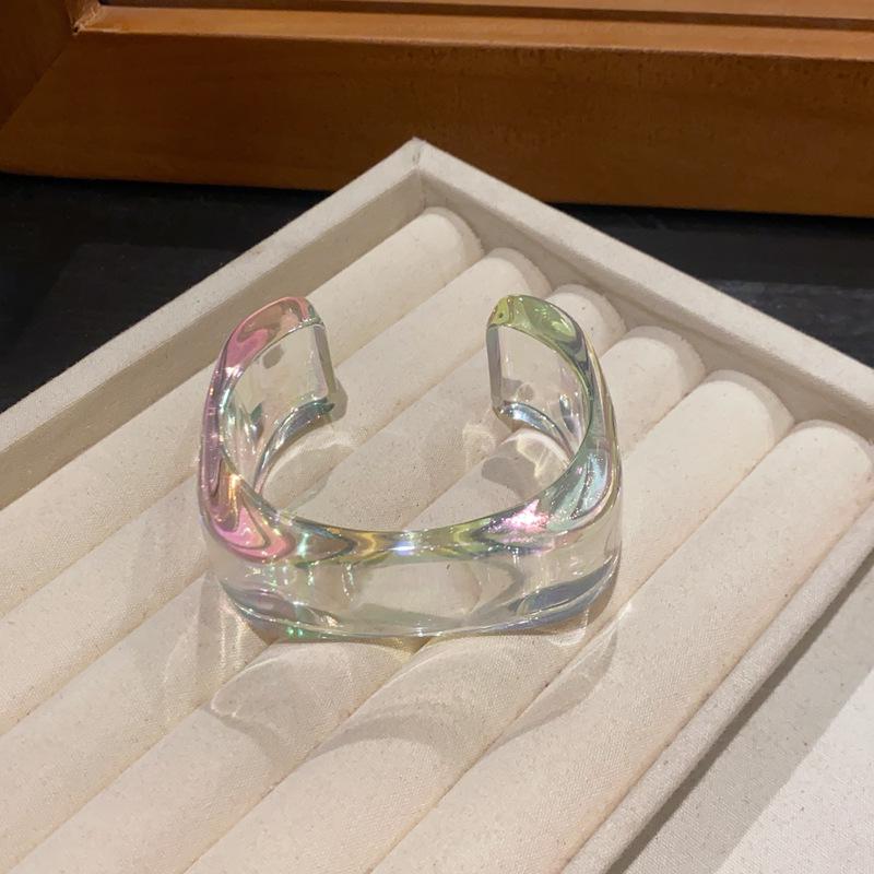 Elegante Bracciale Aperto Geometrico in Acrilico - Braccialetto Versatile di Alta Gamma per Donna