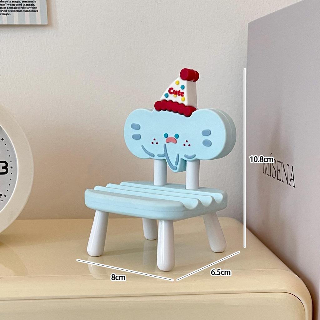 Internet Celebrity Cute Desktop Phone Holder - Soft Rubber Small Chair for Bedside or Desk, Ideal for Watching Shows.