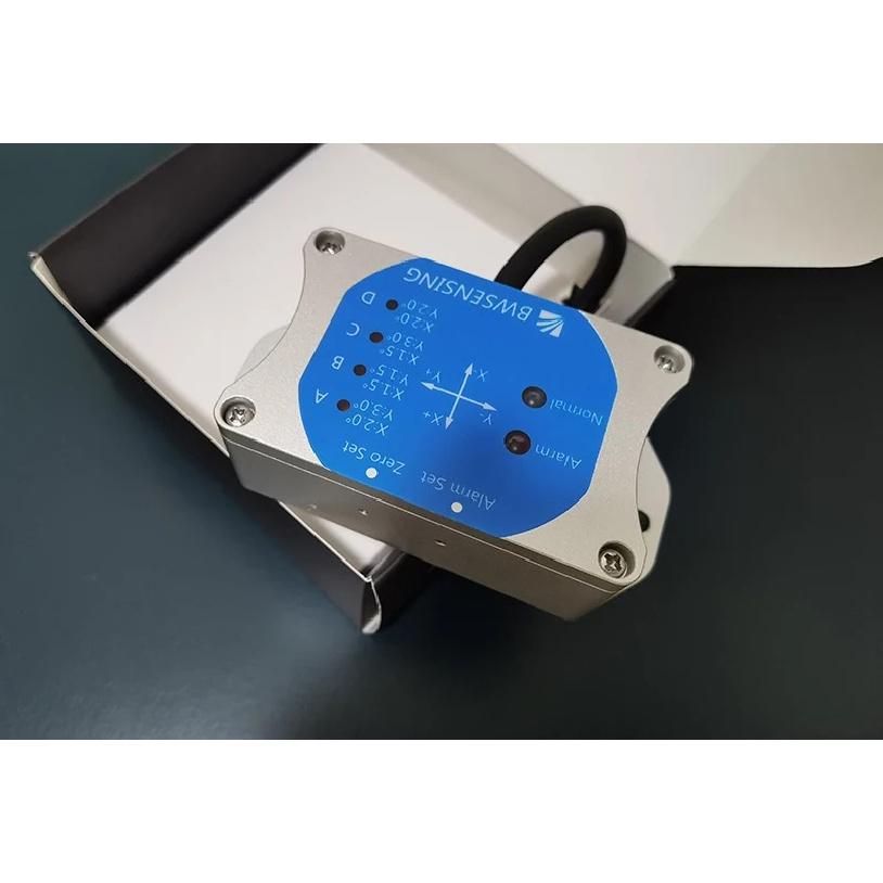 BIS341 Two-Axis Tilt Switch Inclinometer Alarm Angle Sensor 9-35V with Precision 0.1 Resolution 0.01-0.05 Output TTL / CAN
