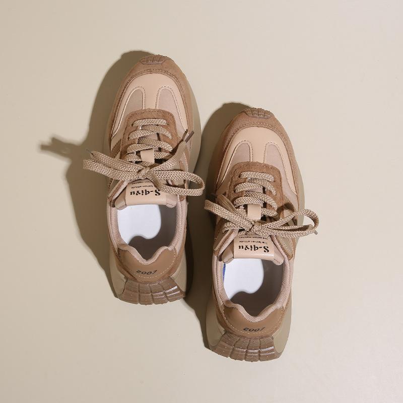 

Thick Soled Casual Sports Shoes Children s Sponge Cake Real Leather Training Shoes 2025 New Forrest Gump Shoes Autumn and Winter Super Hot Dad Shoes 40