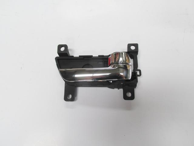 

For Kia Sorento 2010 2012 Front Door Interior Opening Handle Right Nickel Plated Hushan 82620-1U000