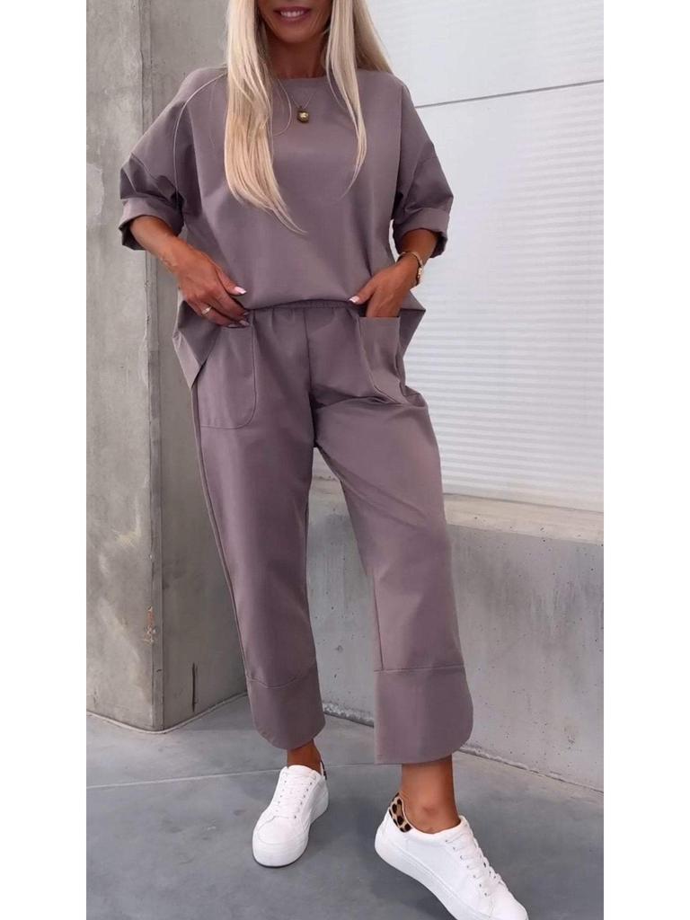Autumn Women's Two-Piece Set: Solid Color Round Neck Top with Nine-Point Loose Casual Pants