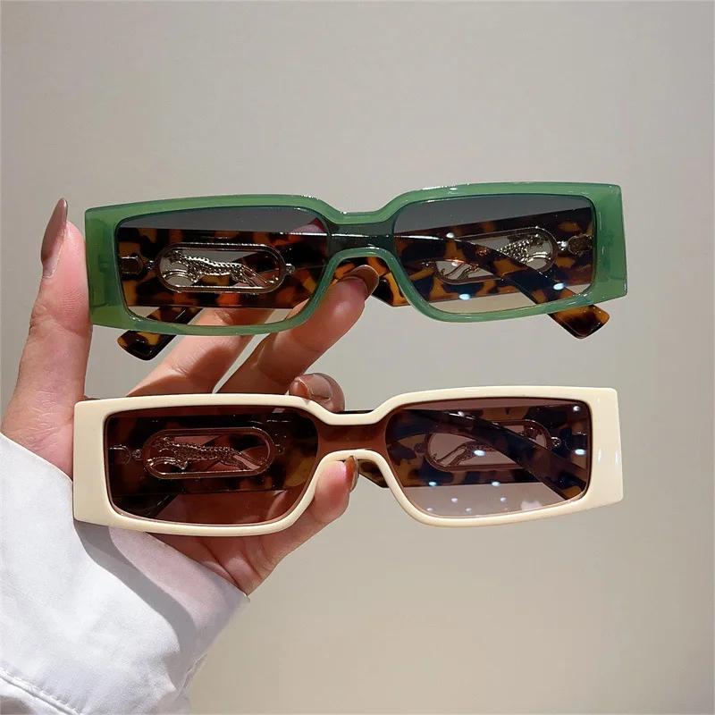 New Luxury Brand Designer Small Frame Rectangle Sunglasses Women For Men Vintage Sun Glasses Popular Punk Leopard Shades UV400