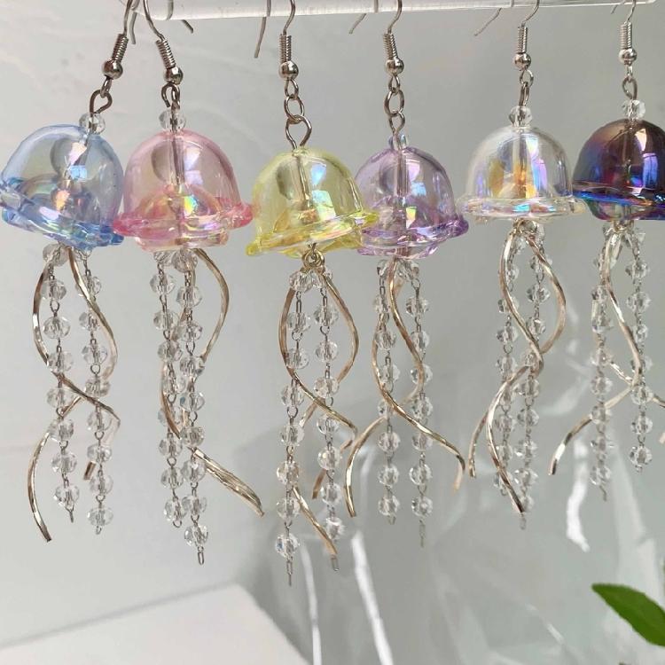 Exquisite Jellyfish Charm Earrings Personalized Jellyfish Pedant Earring Elegant Dangle Ear Hook for Stylish Outfits