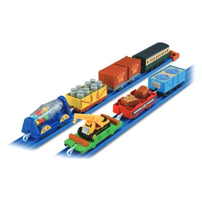 Plarail Thomas Thomas the Tank Engine collega e un sacco di carri merci da collezione. Giochiamo!
