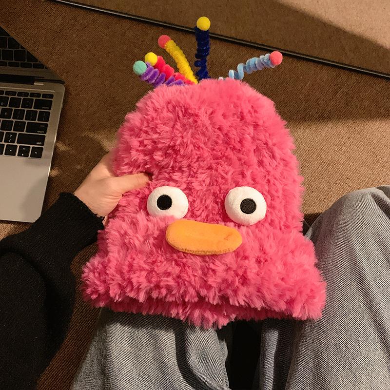 

Осенне-зимняя забавная плюшевая шапка женская красная шерстяная шапка теплая защита ушей милая вязаная шапка универсальная шапка для защиты ушей Adult (56-58cm) розы красного