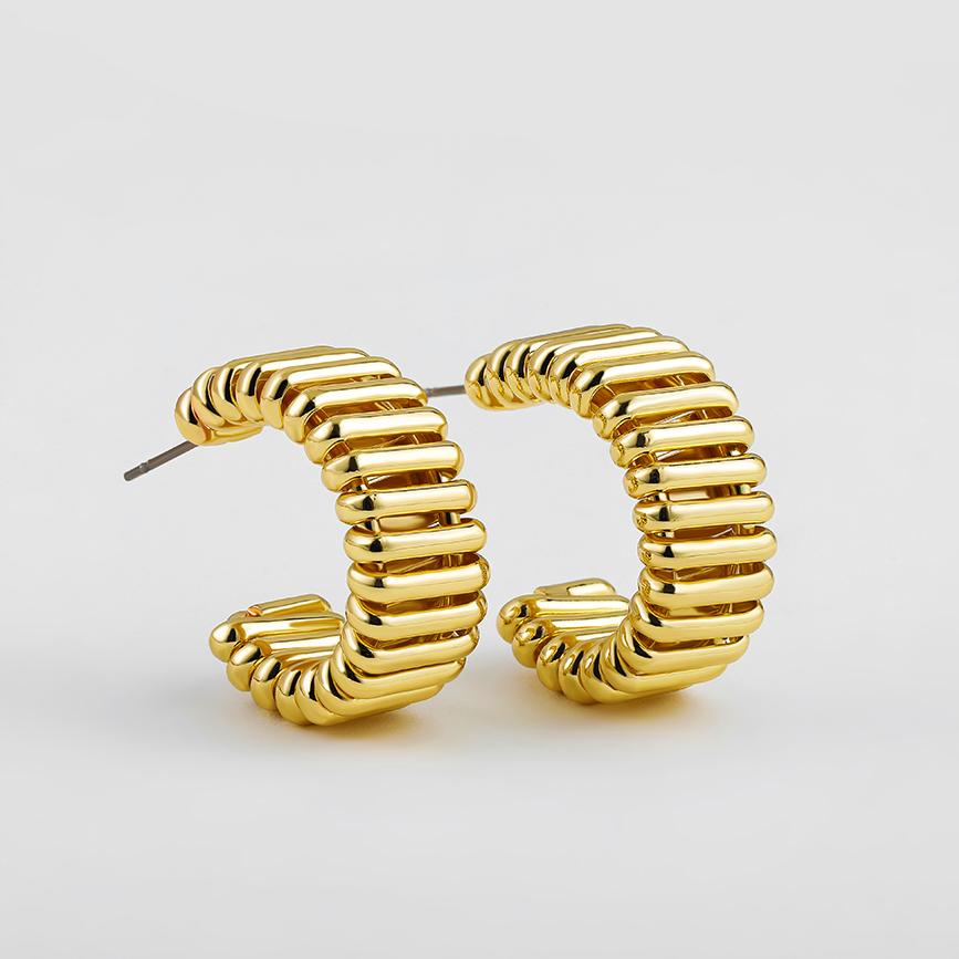 

Creative Metal Gold Plated Open Circle Earring Multi-layer Geometric C-shape Hoop Earrings for Women Vintage Classic Zircon