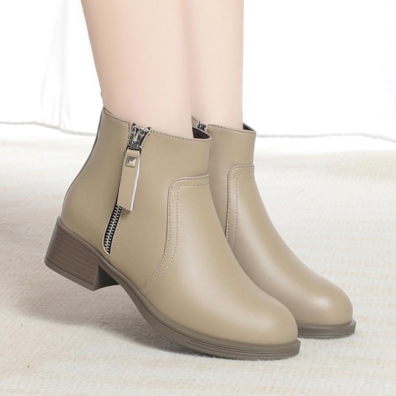 Winter New Women's Cotton Shoes Casual Flat Heel with Velvet Short Boots Women's Shoes Wool Cotton Leather Shoes