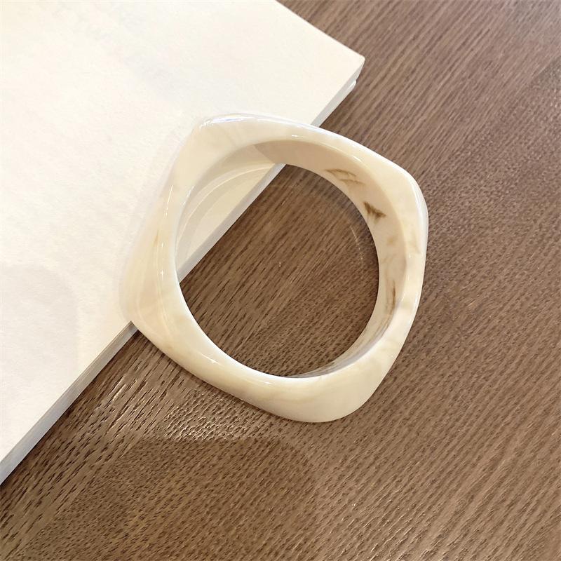 Maillard Irregular Wide Edge Bracelet Retro Fashion High Sense Bracelet Niche Versatile Personality Design Jewelry Women