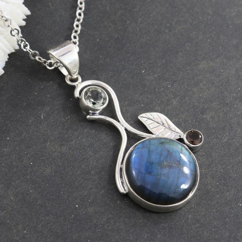 Labradorite Gemstone Pendant Necklace, Solid 925 Sterling Silver, Unique Gifts, Boho Jewelry, Designer Jewelry