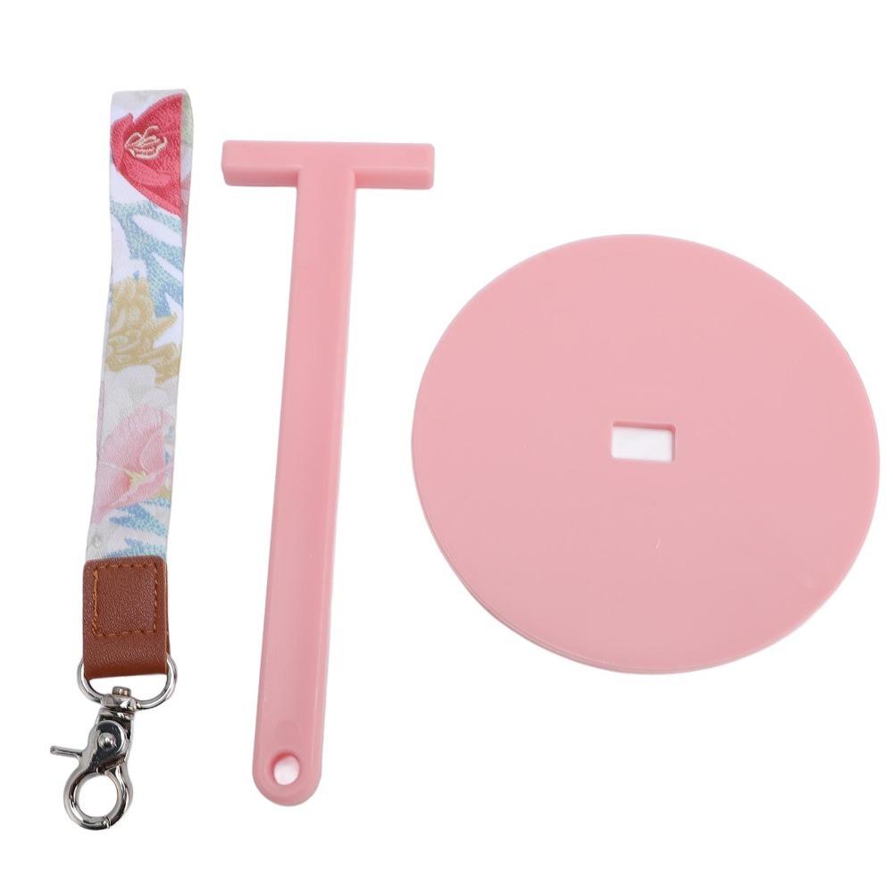 Plastic Material Wrist Yarn Holder Adjustable Strap Tangle-Free Design Yarn Ball Spinner Portable Yarn Holder For Home Use
