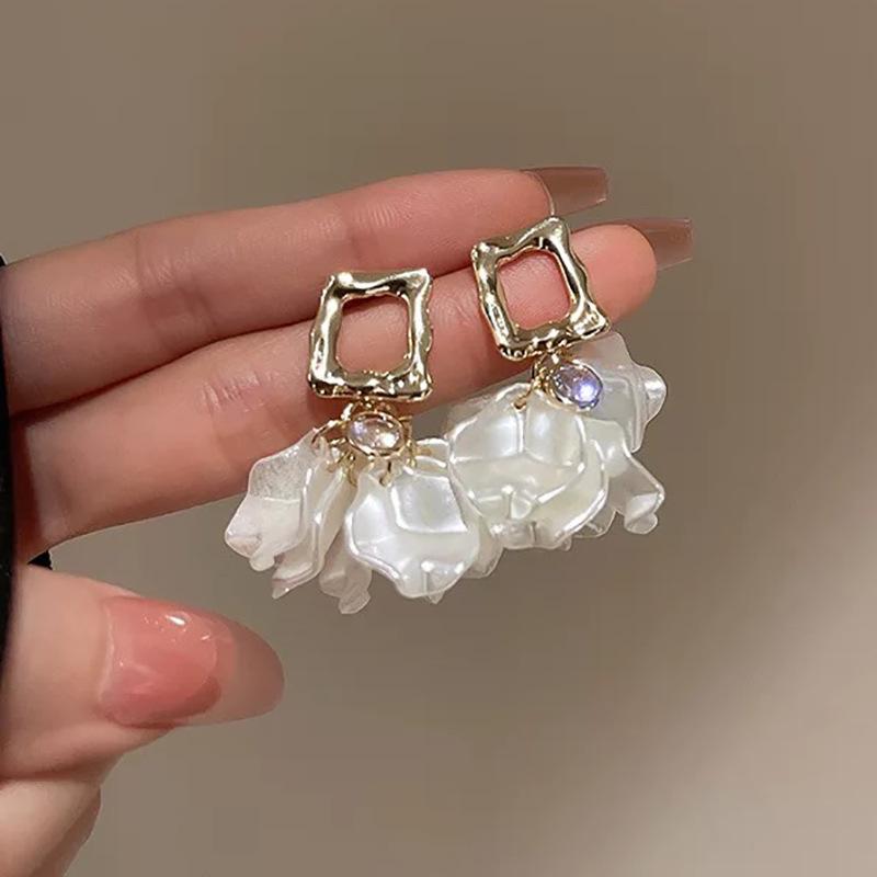 Silver Rhinestone Crystal Flower Asymmetric Earrings - Colorful Retro Court Style Studs for Women