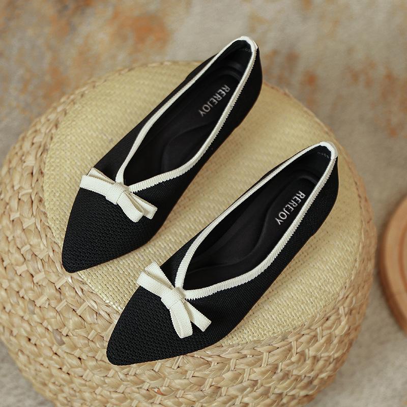 

Single shoes women s new knitted pointed thick heel breathable woven bow 3D flying knitted high heels 34 чорний