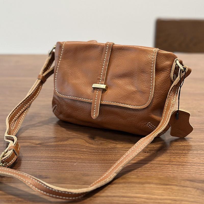 Johnature Retro Genuine Leather Messenger Bag Versatile Lightweight Women Small Bag Commuter Shoulder Crossbody Bags