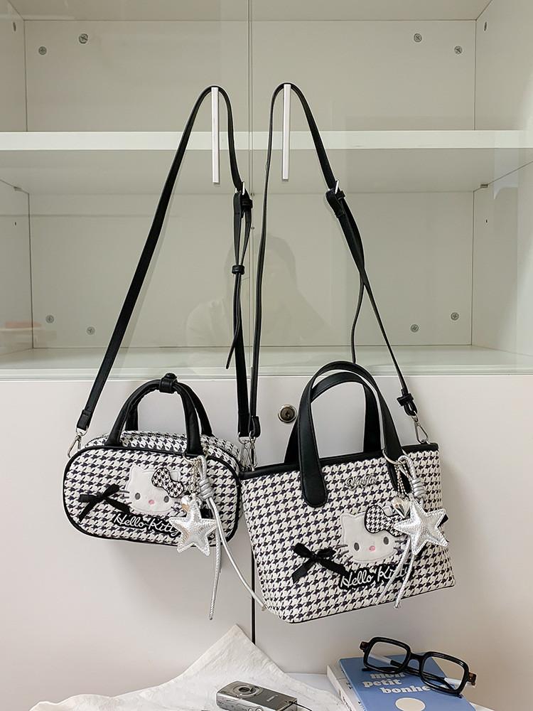 Canvas Handbag With Zipper Closure For Daily Use And Cute Cat Design