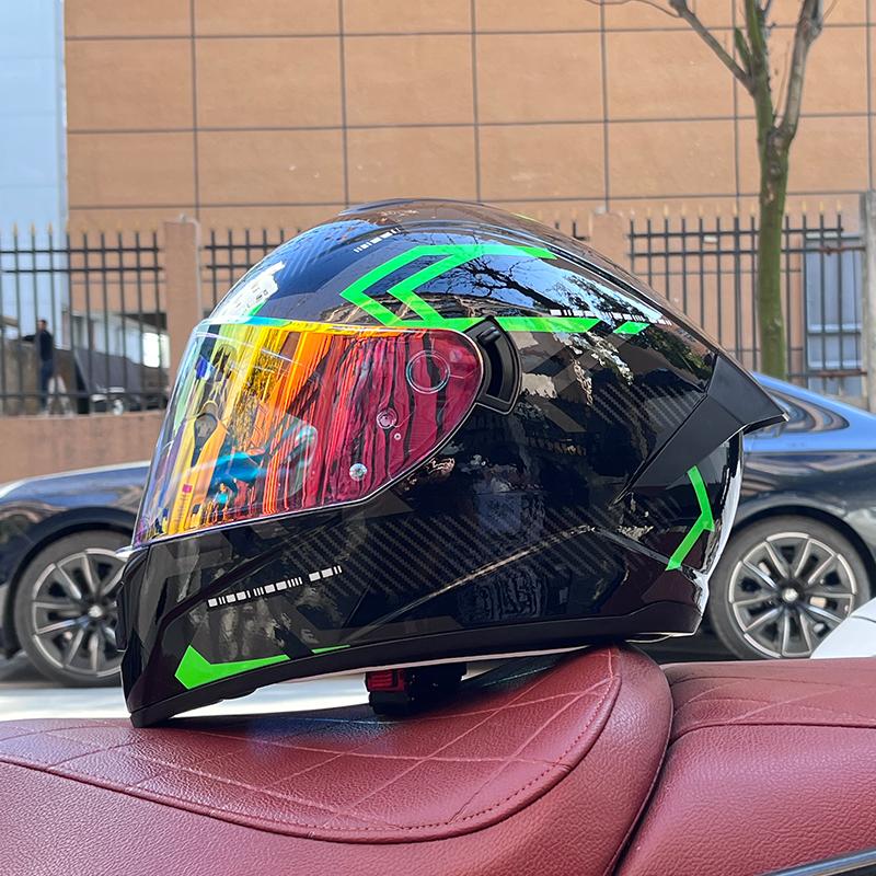 Full Face Motorcycle Helmet with Dual Lens Stylish Fast Release Racing Helmet Moto DOT Approved