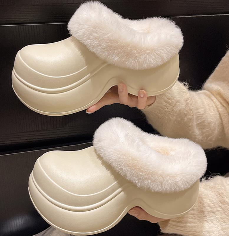 Fashion 2025 New Waterproof Indoor Street Wedges Slippers For Woman Winter Fluffy Shoes Warm Faux Fur Soft EVA Female Platform Slipper