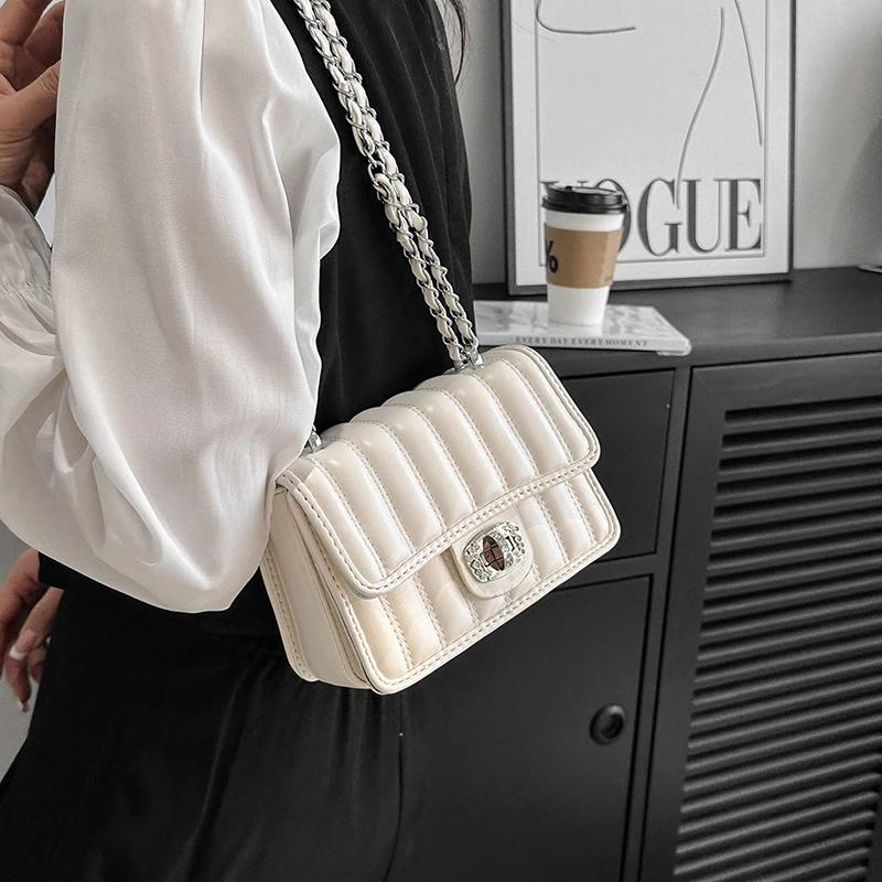 Versatile Crossbody Bag for Women Quilted Bag Versatile Shoulder Bag Classic and Elegant Small Square Fragrance Style