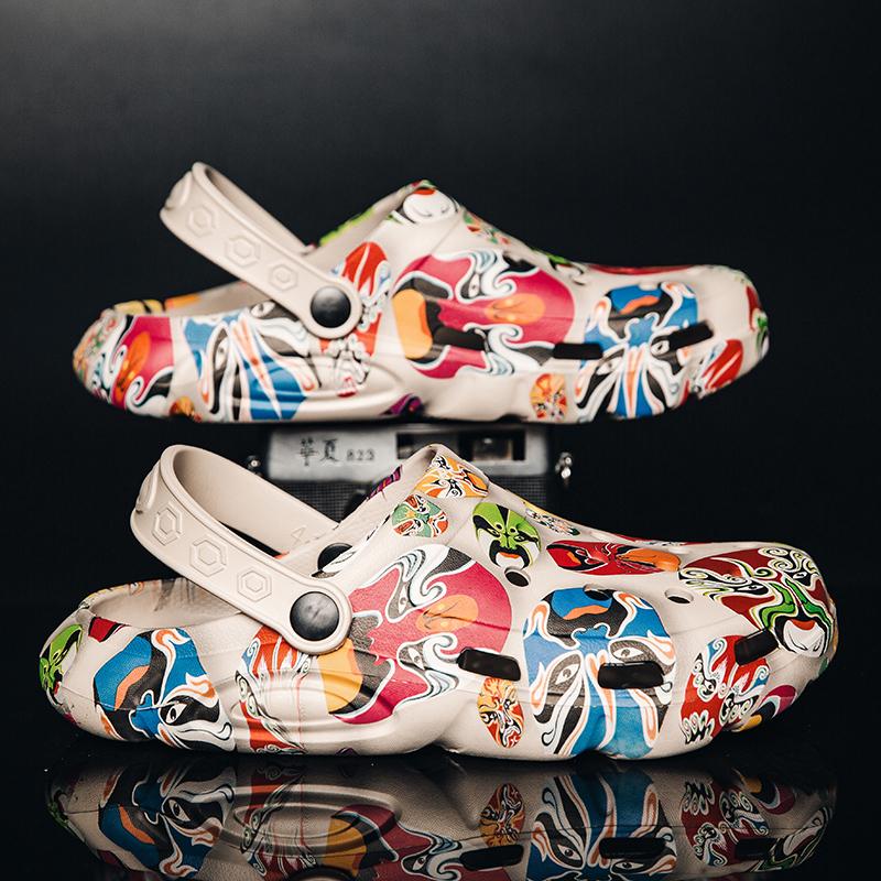 2022 Newest Clogs Men Sandals Casual Shoes Eva Lightweight Sandles Unisex Colorful Shoes For Summer Beach Big Size 46 47
