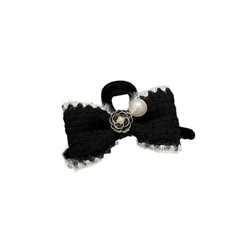 1pc  Autumn and winter clip style, light luxury, small fragrance, bow hair clip, plush high-end hair accessory, camellia flower