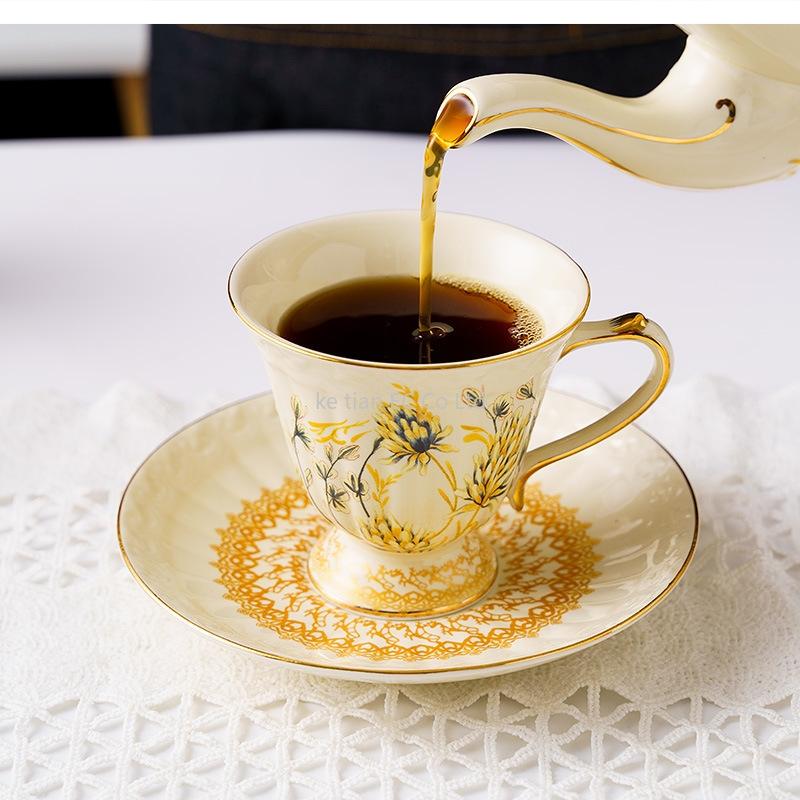 Set Flowers Afternoon Tea Teapot