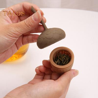 Loose Leaf Tea Strainer with Handle Fine Mesh Silicone Rubber Tea Infuser Mini Pine Cone Shape Tea Maker Reusable Tea Steeper Filter Brewing