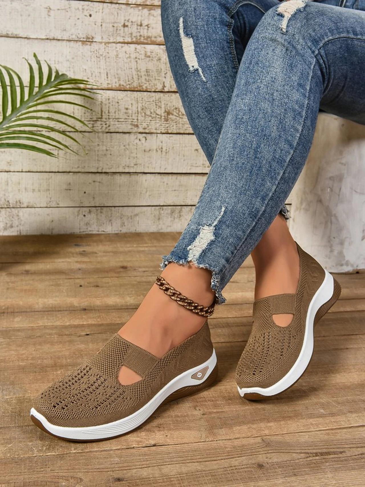 

Women Flats Soft Sole Knitted Sneakers Women Breathable Comfort Loafers Casual Sports Shoes Woman Lightweight Hollow Out Shoes 36