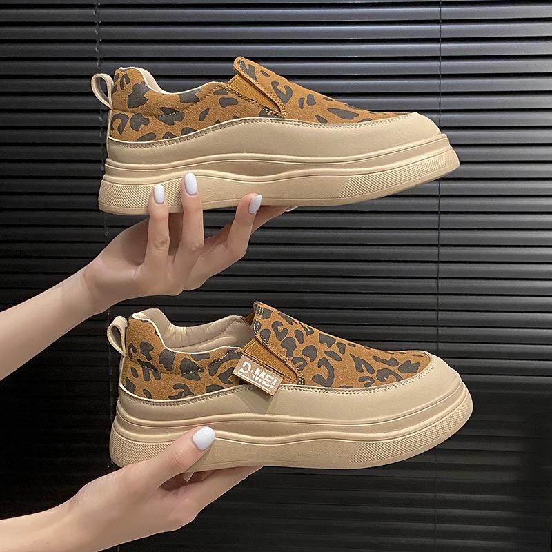 Sneakers women's single shoes new autumn flat casual shoes non-slip waterproof lightweight board shoes