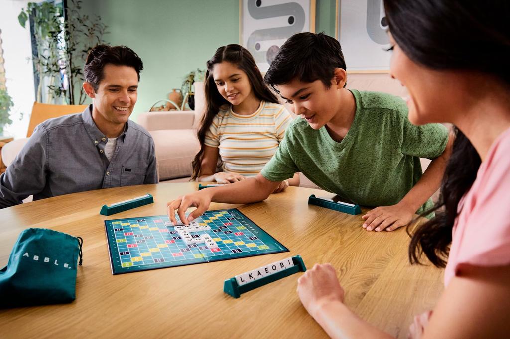 Mattel Games Scrabble Original Board Game (New Version) Authentic Scrabble Original (Latest Edition)