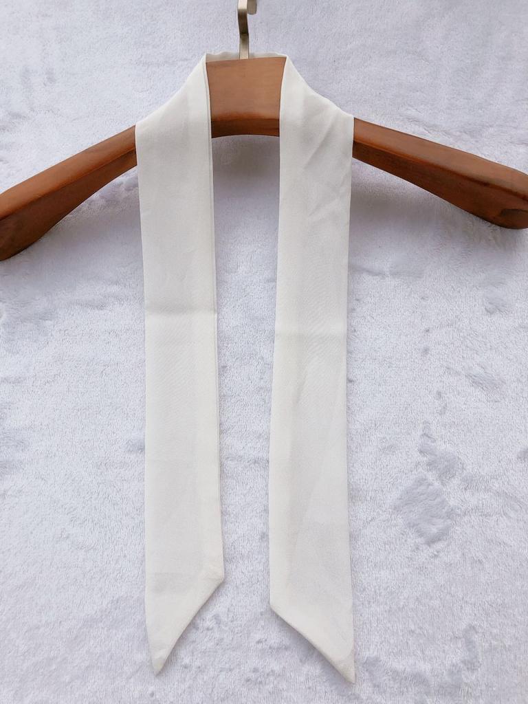 Japonský Sladký Šifonový Hedvábný Šátek Tie-Dyeing Modré Barvení Tráva A Dřevo Ruční Barvení Speciální Bílý Přírodní Materiál Šátek