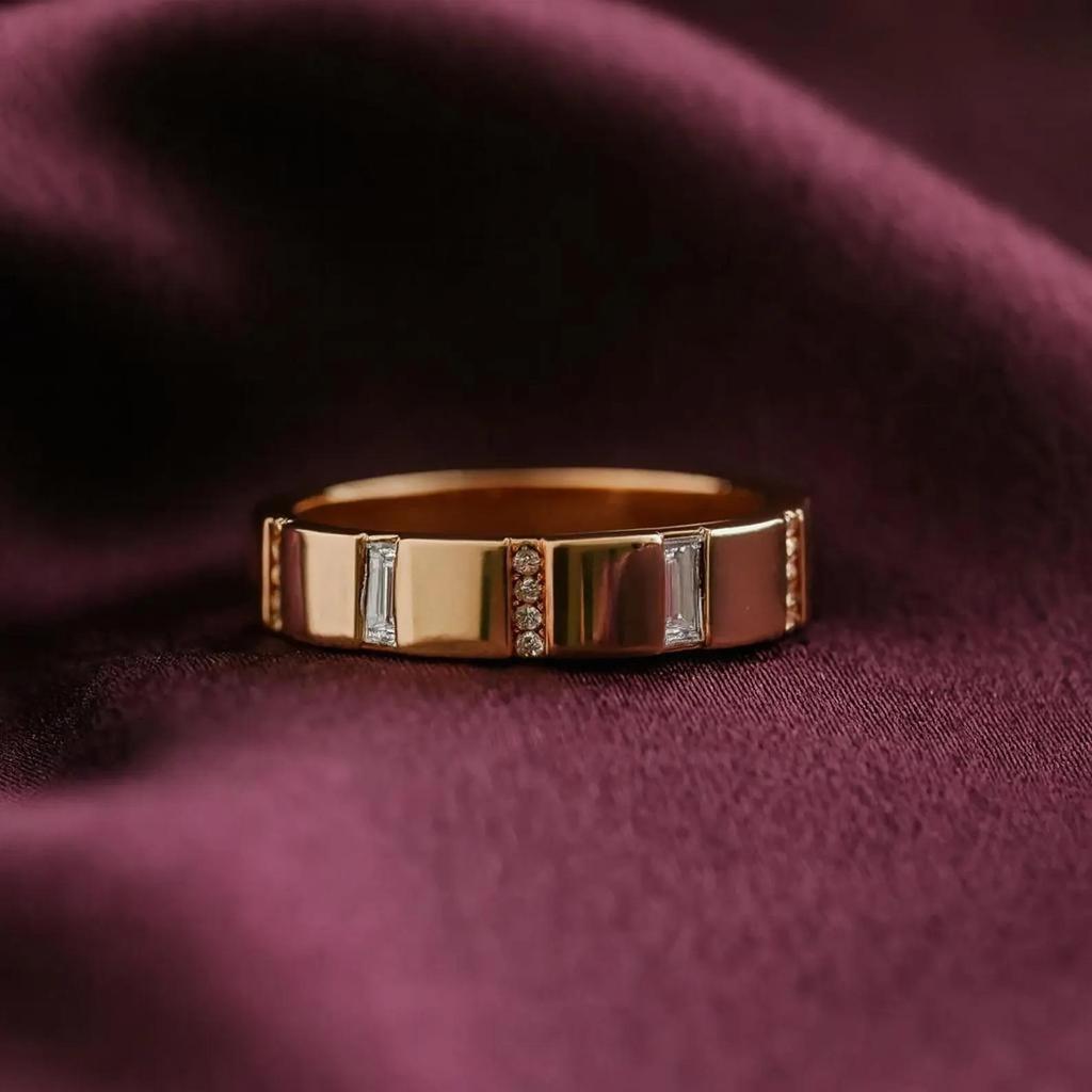 Baguette Cubic Zirconia Full Eternity Vielsesring: Forlovelsesring belagt med gult gull: Minimalistisk brudesmykke gave til kvinner