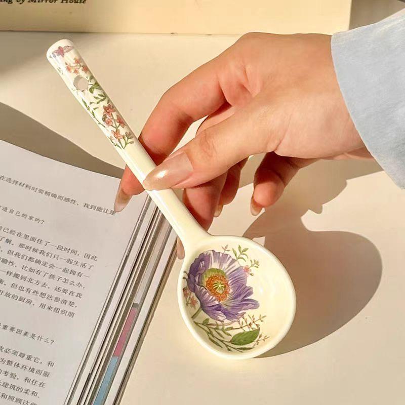 High-value long-handled ceramic spoon, household soup spoon, cute high-value coarse pottery spoon ins wind