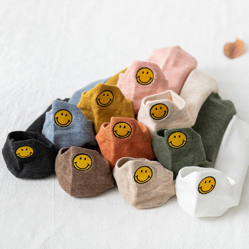 10 Pairs of Smiley Embroidered Ankle Socks Women's Fake Socks Set