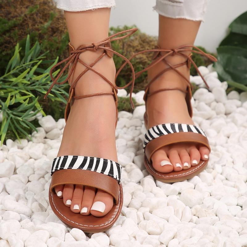Large Size Strap Flat Sandals Women's New Leopard Print Round Head Ankle Ring Lace-up Casual Beach Women's Shoes