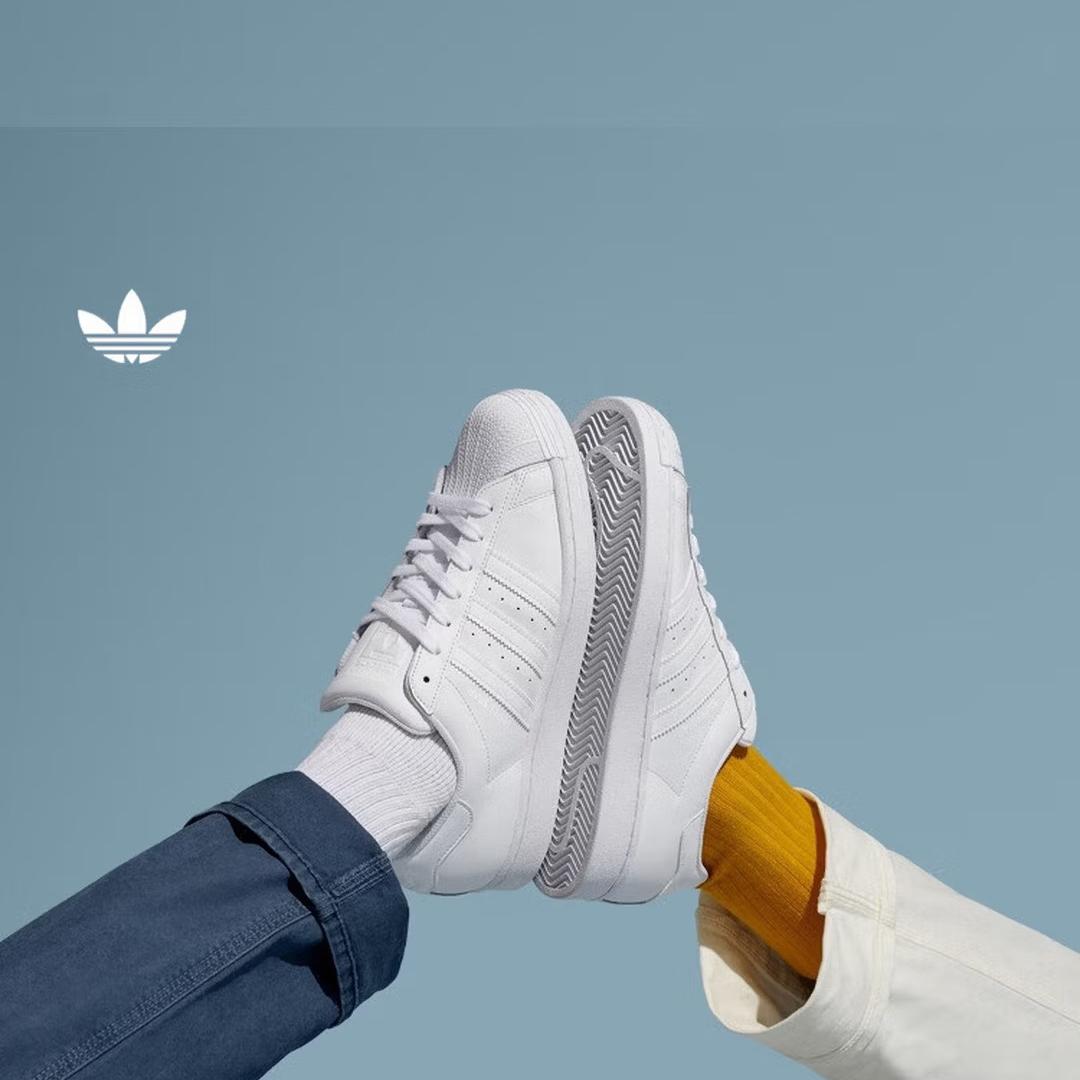 

Adidas SUPERSTAR Винтажные Низкие Спортивные Кроссовки с Ракушкой - Adidas Трилистник EG4960 35.5 белый