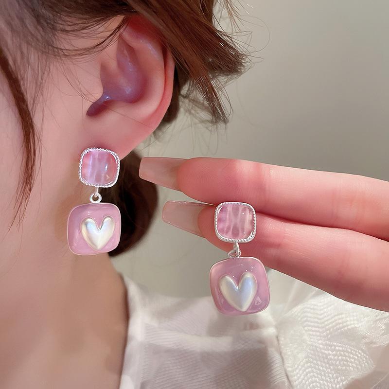Silver Needle Pink Flower Stud Earrings - Mori Style, Cute, and Versatile Niche Fashion Design for Women