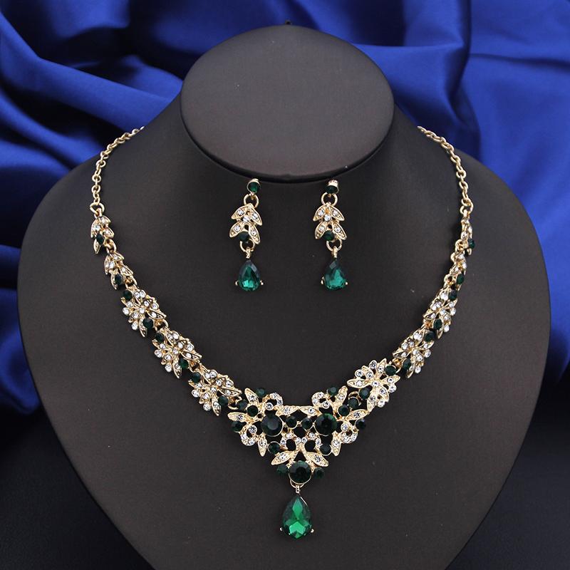 Mote Choker Halskjede Sett for Kvinner Brudesmykkesett Fest Ball Bryllup Øredobber Kostymetilbehør