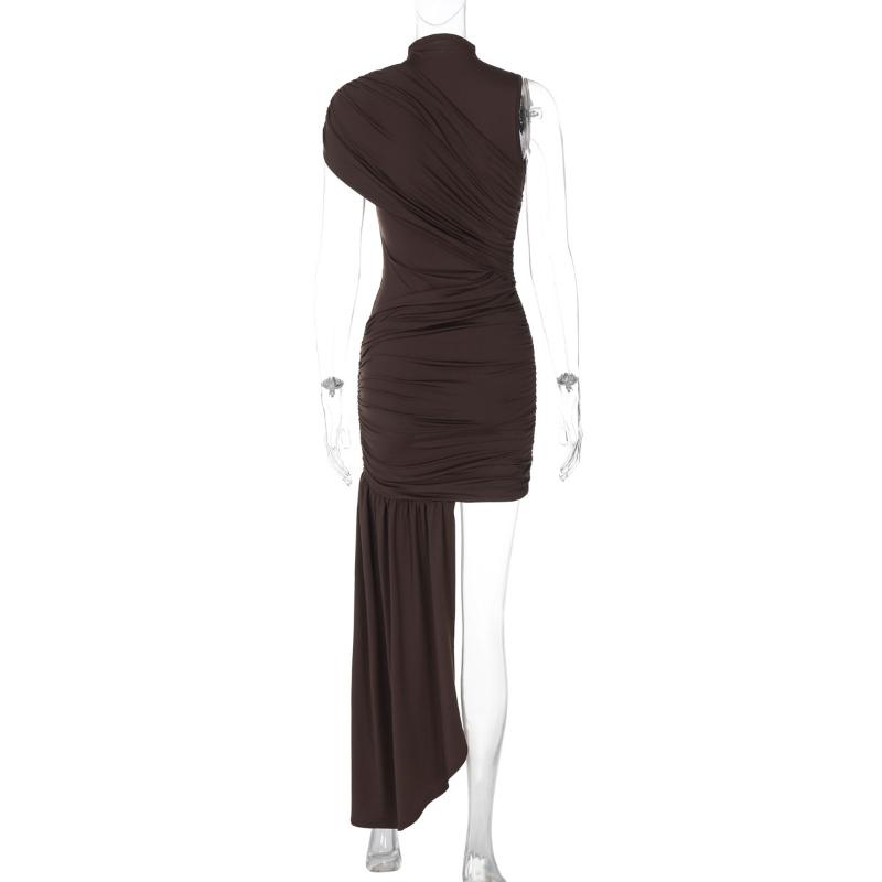 Summer European and American Round Neck Sleeveless Dress with Sloping Shoulders, Pleats, and Irregular Hips