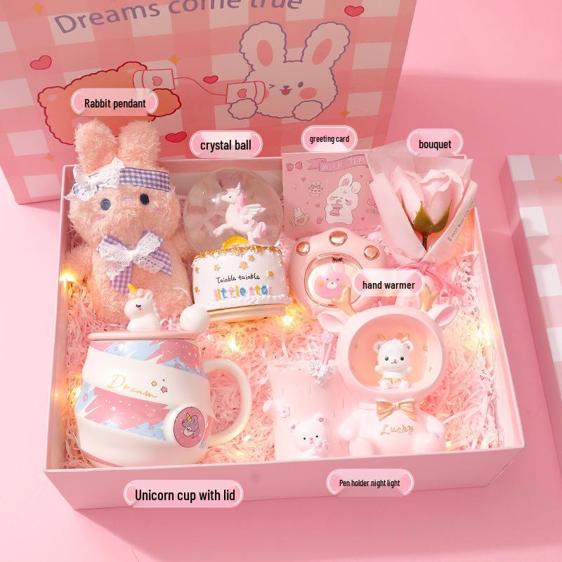 Winter Gift Box for 10-Year-Old Girls: Warm and Practical Birthday Present for Kindergarten and Primary School Students