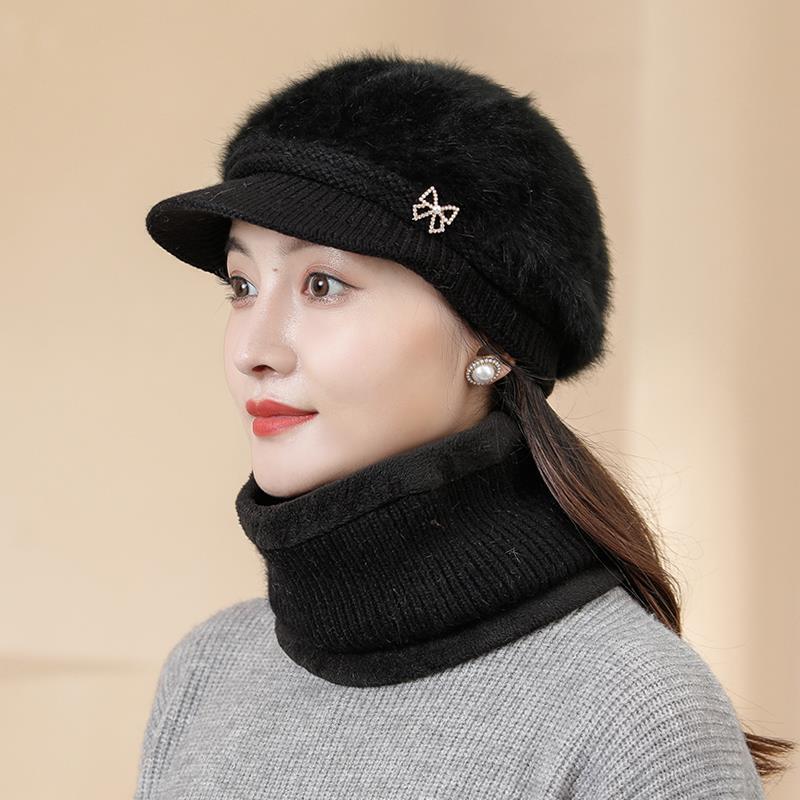 Winter hat Female autumn and winter rabbit fur hat Thickened warm wool hat