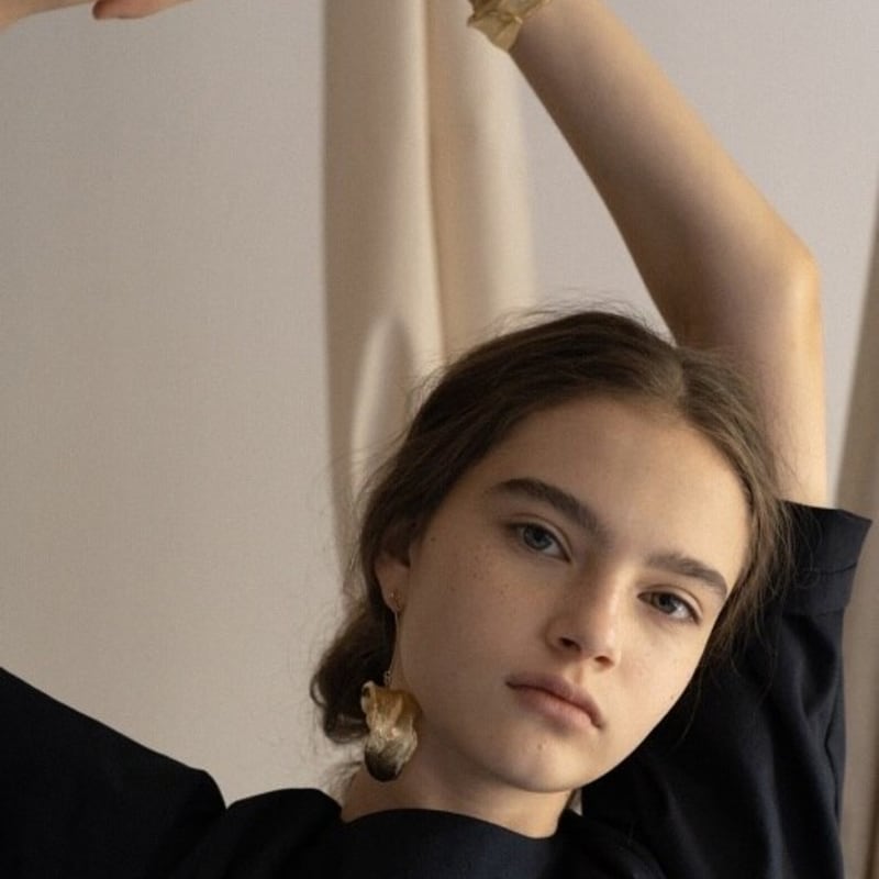 

1064STUDIO Silence 21 bangle GOLD_FREE