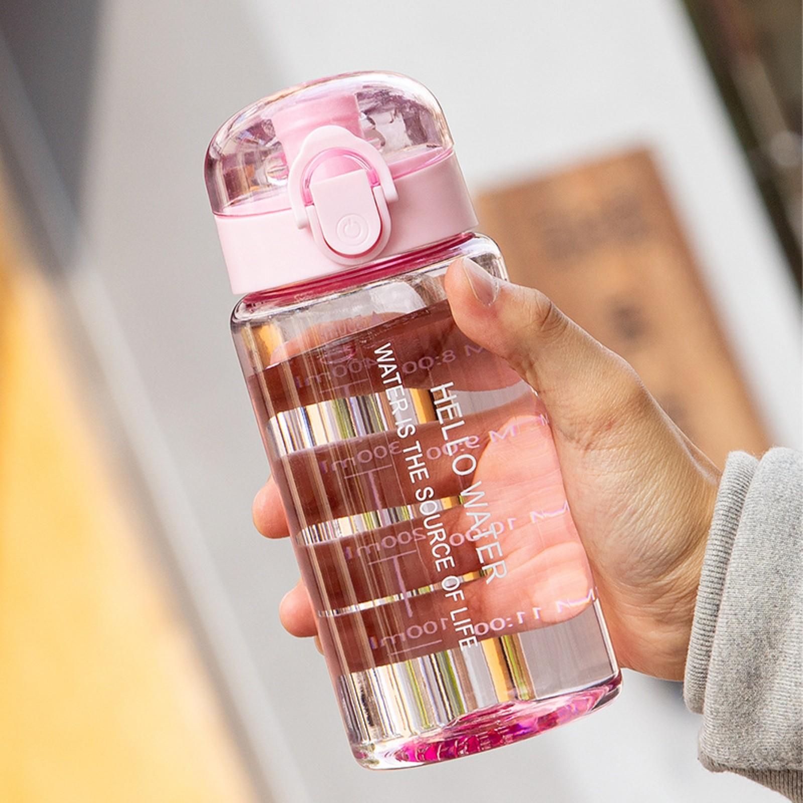 

Спортивная кружка для воды большой емкости 550 мл, легко пьется, удовлетворяет потребность в воде в течение всего дня, для любителей фитнеса на открытом воздухе! розовый