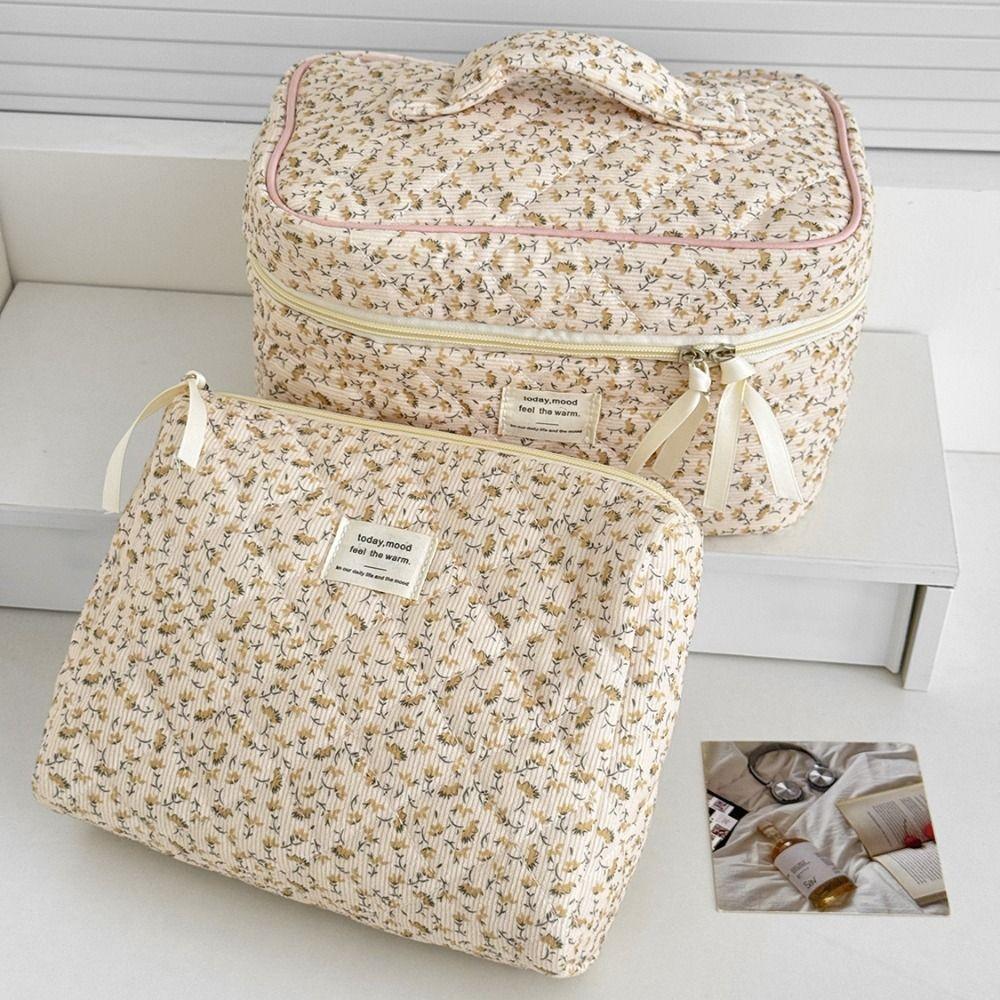 Portable Corduroy Aesthetic Cosmetic Organizer Large Capacity Zipper Floral Makeup Pouch Toiletry Bag Cosmetics