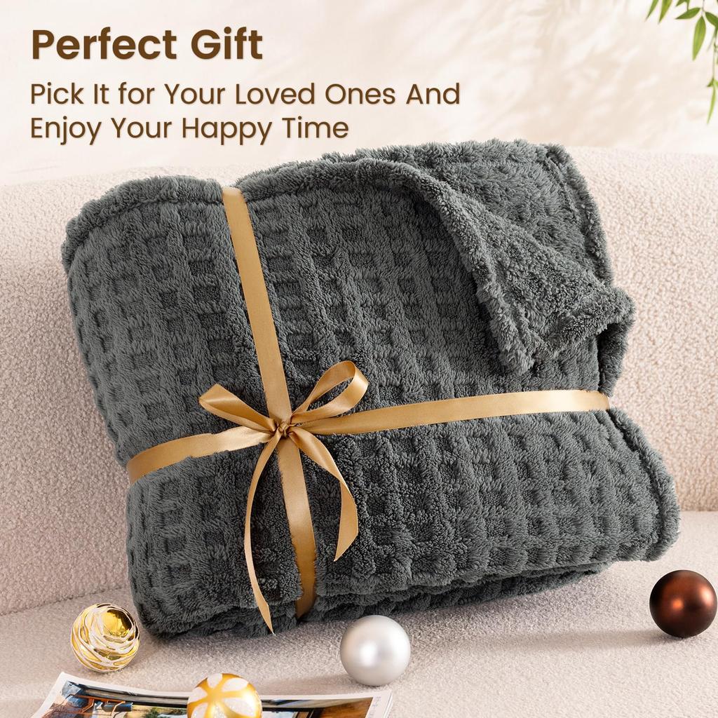 Faux Rabbit Plush Blanket Thick Soft Nap Throw Quilt Double Layer Grid Pattern for Students Home Bed