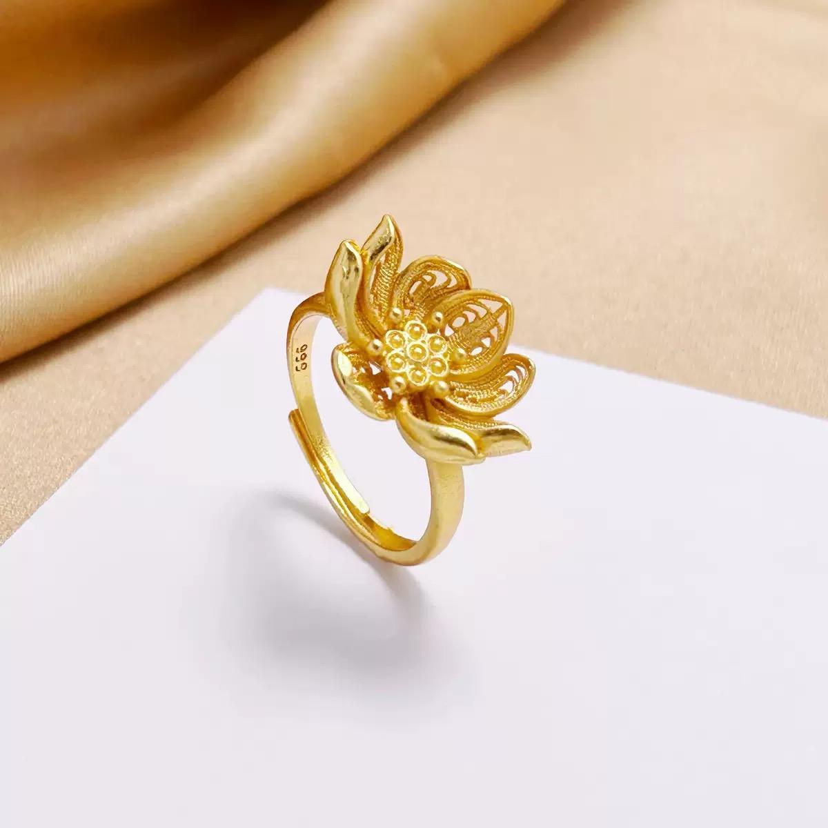 Dubai Goldfarben Schmuckset für Damen Lotusblume Fingerring Halskette Ohrringe 3-teilige Sets Hochzeit Braut Accessoires beige