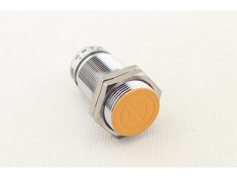 Aviation Plug Inductive Proximity Switch Huguang LJM30M-10N1N2P1P2L1L2N12P12A1A2A12-G
