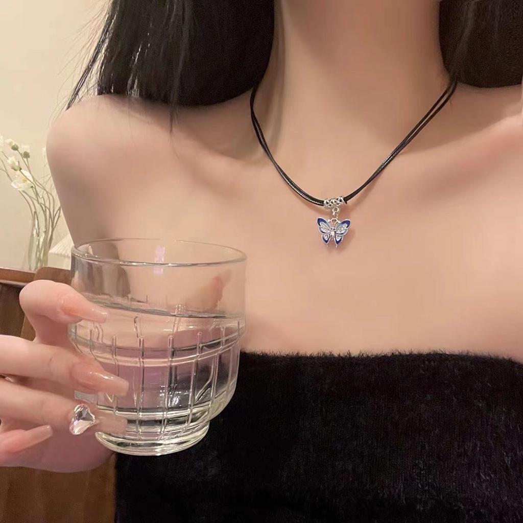 Vintage Leather Rope Butterfly Pendant Necklace Women's 2025 New Trendy Niche Design Collarbone Chain Sweet Cool Babe Neck Chain