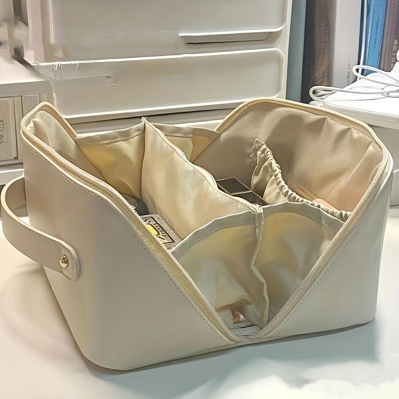 Large Capacity Expandable Travel Cosmetic Storage Bag With Handle