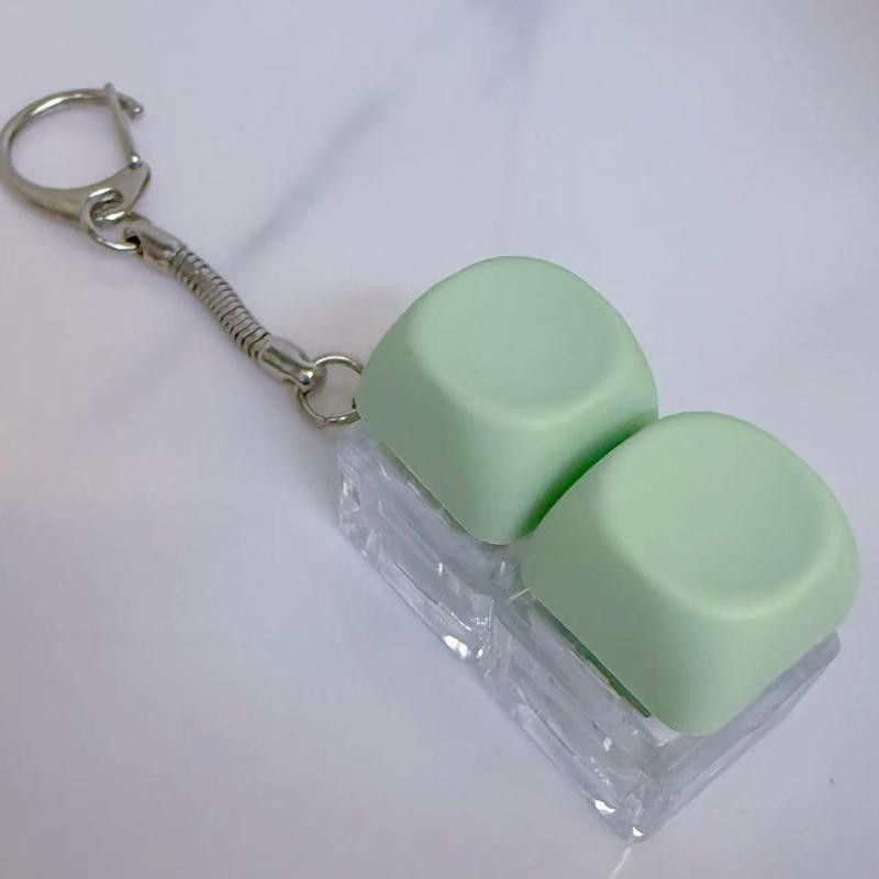 1/2 Key Led Keyboard Button Clicker Mechanical Keyboard Keychain For Gifts To Pass The Boring Time Stress Relief
